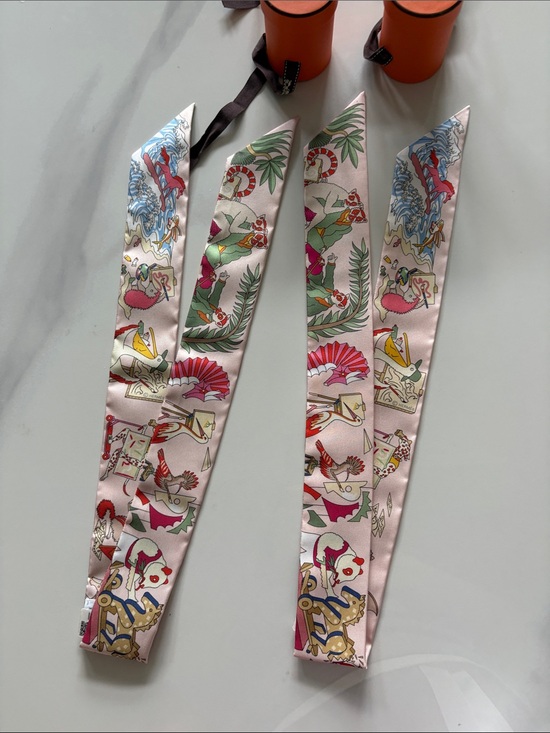 Hermes Pink Multicolor Printed Silk Twilly Scarf Pair main image 6